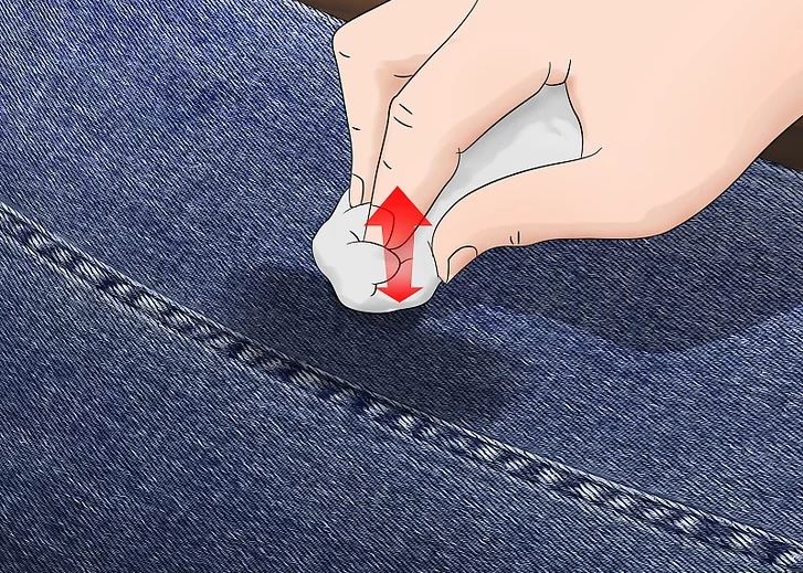 kıyafetlerdeki yağ lekeleri nasıl çıkarılır
