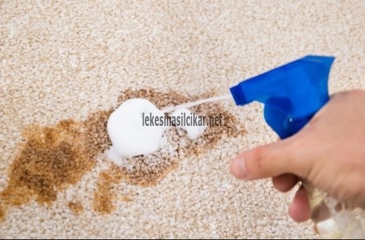 çikolata lekesi nasıl çıkar,çikolata lekesini ne çıkarır